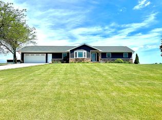 3327 240th St, Winthrop, IA 50682