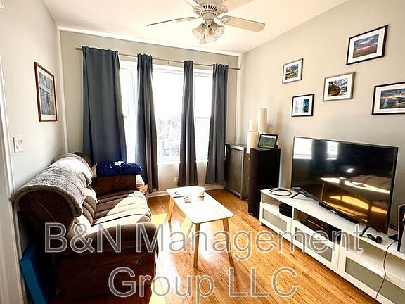4th image of 3912 N Cicero Ave #2