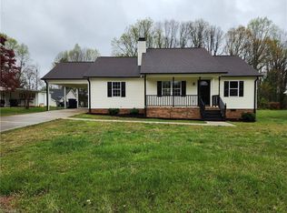 307 Swaim St, Randleman, NC 27317