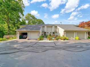 288 Whitlock St, Saline, MI 48176