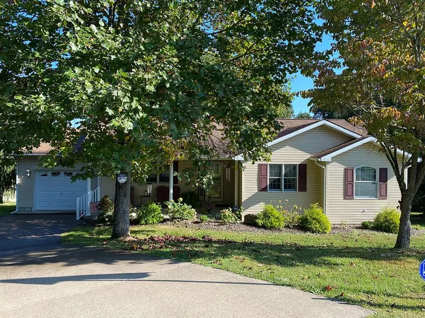 105 Holly Ln, Pomeroy, OH 45769