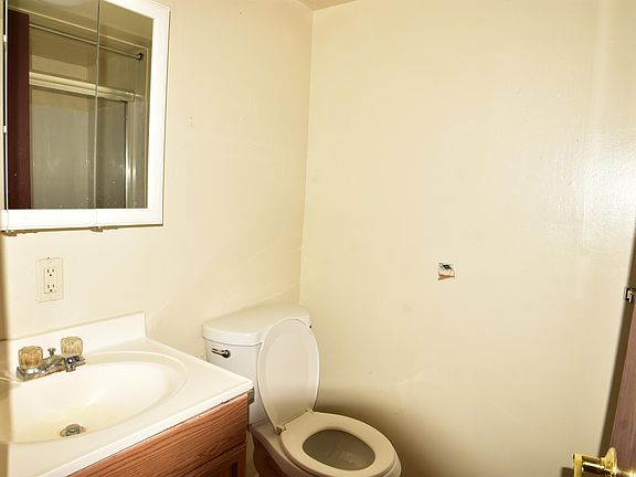 4th image of 221 Atwood St #10521547
