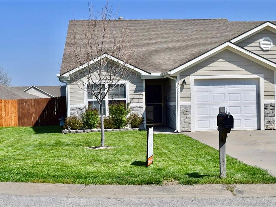 1st image of 2045 Brookridge Ct
