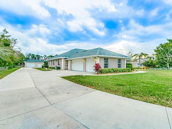 2nd image of 4215 Carolwood Dr