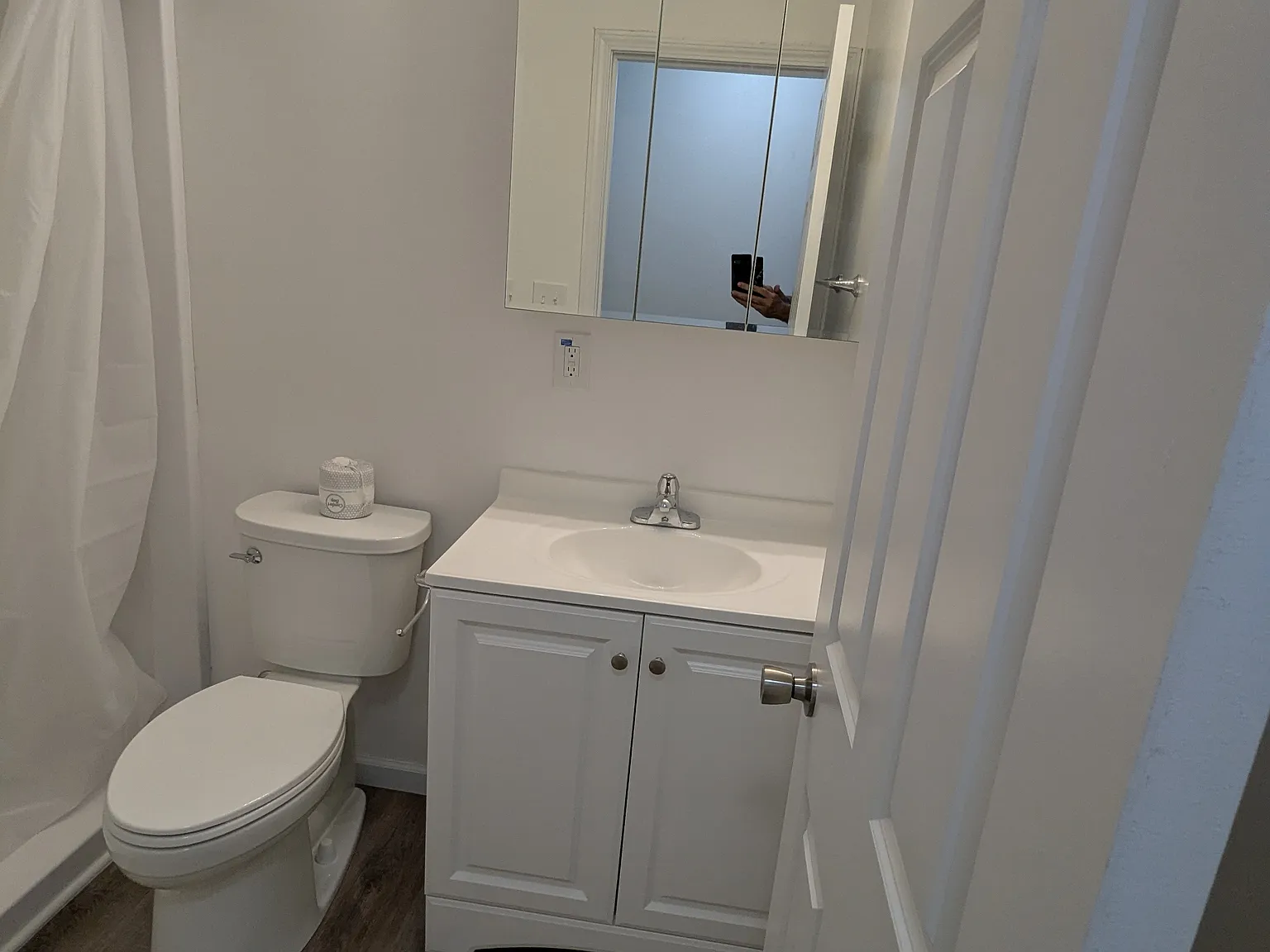 2 bed, 840 sqft, $1,250 — Photo 2