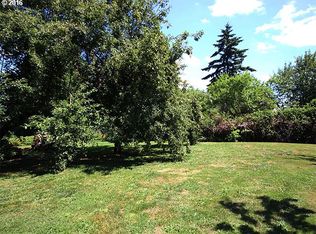 NE Holman St, Portland, OR 97218