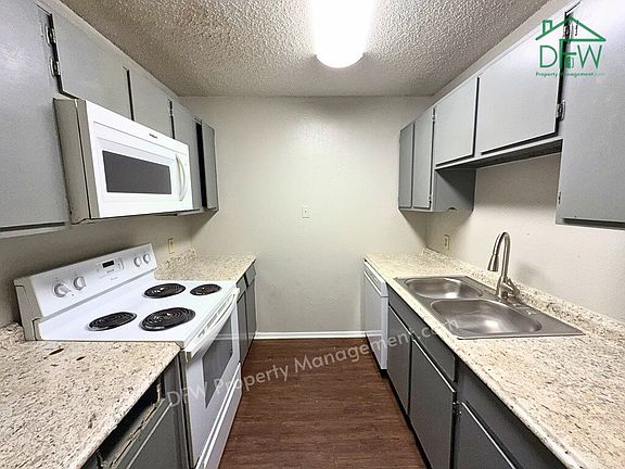 5th image of 219 Fry St #12