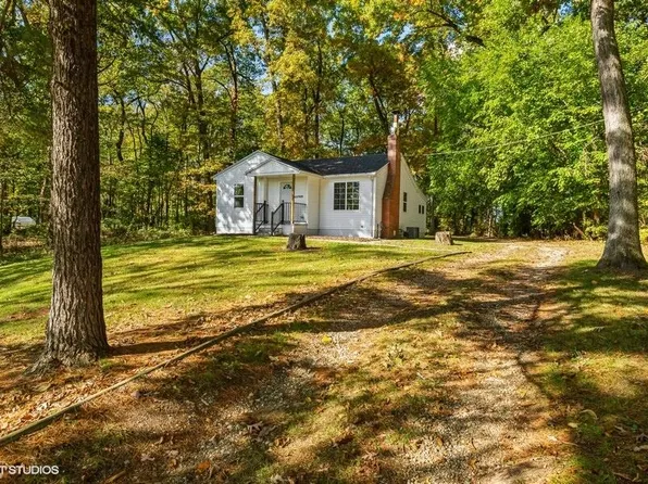 66900 M 62, Edwardsburg, MI 49112