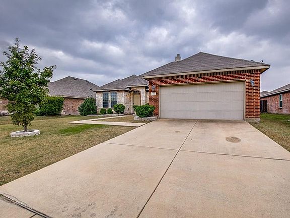 4th image of 302 Blue Sage Dr