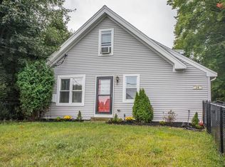 14 Highland St, Taunton, MA 02780