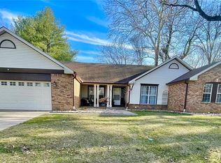 1057 Edgewood Dr, O Fallon, IL 62269