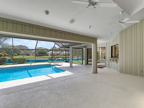 2nd image of 18691 SE LAKESIDE Way