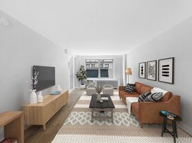 210 W 89th St