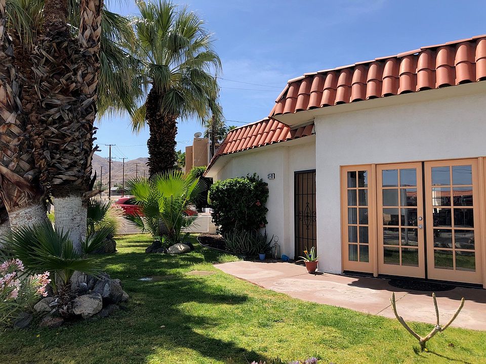 1st image of 37111 Cathedral Canyon Dr #A7