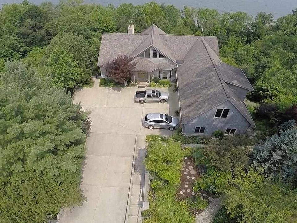 1st image of 3530 E Harbor Dr