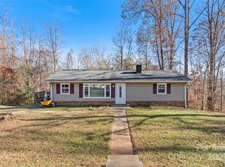 133 South St #99, Elkin, NC 28621