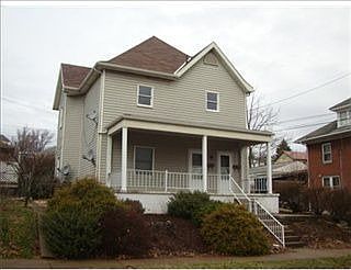 1st image of 425 Brandon St