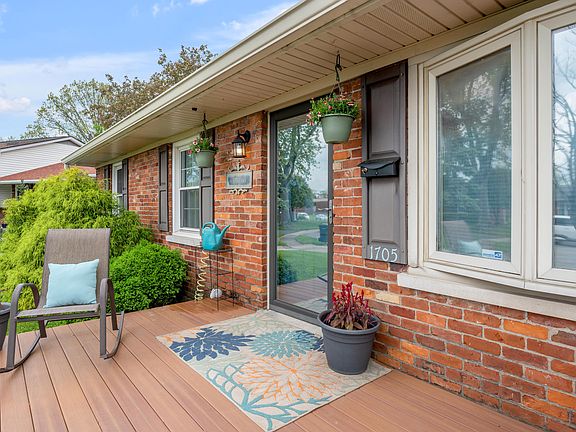 4th image of 1705 New Orleans Ct