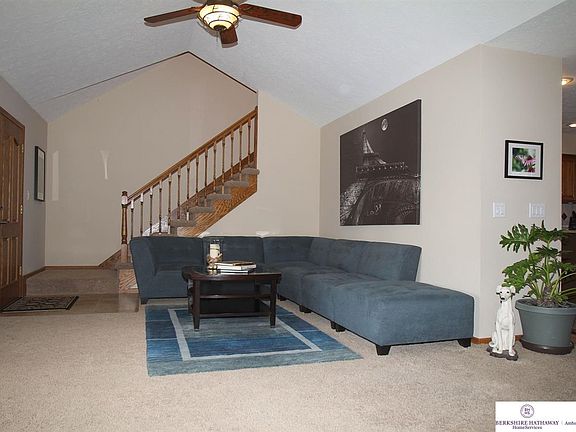 3rd image of 21350 Bonanza Blvd