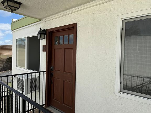 4th image of 4425 50th St Unit 14