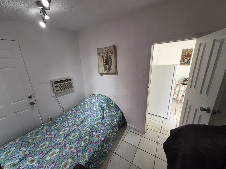 2921 SW 36th Ct #2CORAL-2 — Photo 10