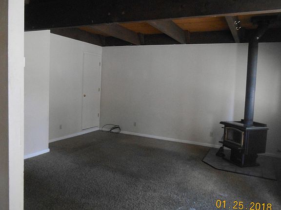 2nd image of 1089 Stockton Ave