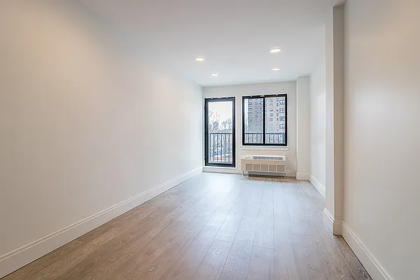 Rented by Compass | media 2