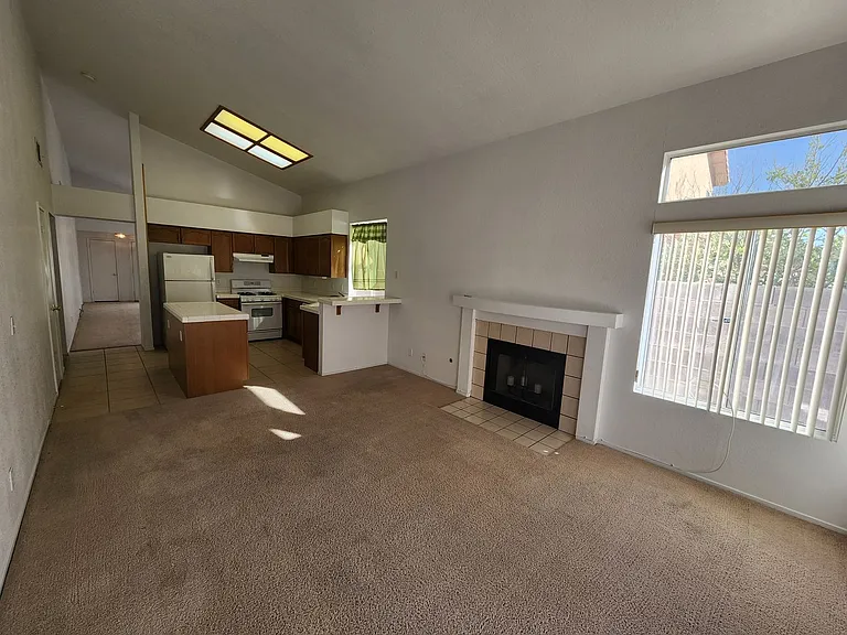 1917 Casa Verde Dr — Photo 6
