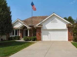 314 Forest Glen Dr, Council Bluffs, IA 51503