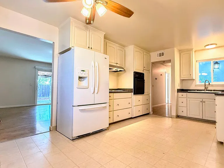 5334 Gatewood Ln — Photo 7