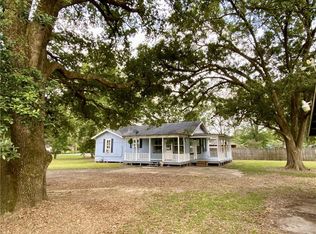 9687 Blackwater Rd, Baker, LA 70714