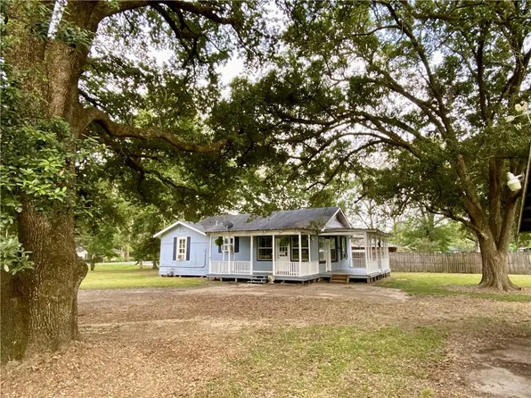 9687 Blackwater Rd, Baker, LA 70714