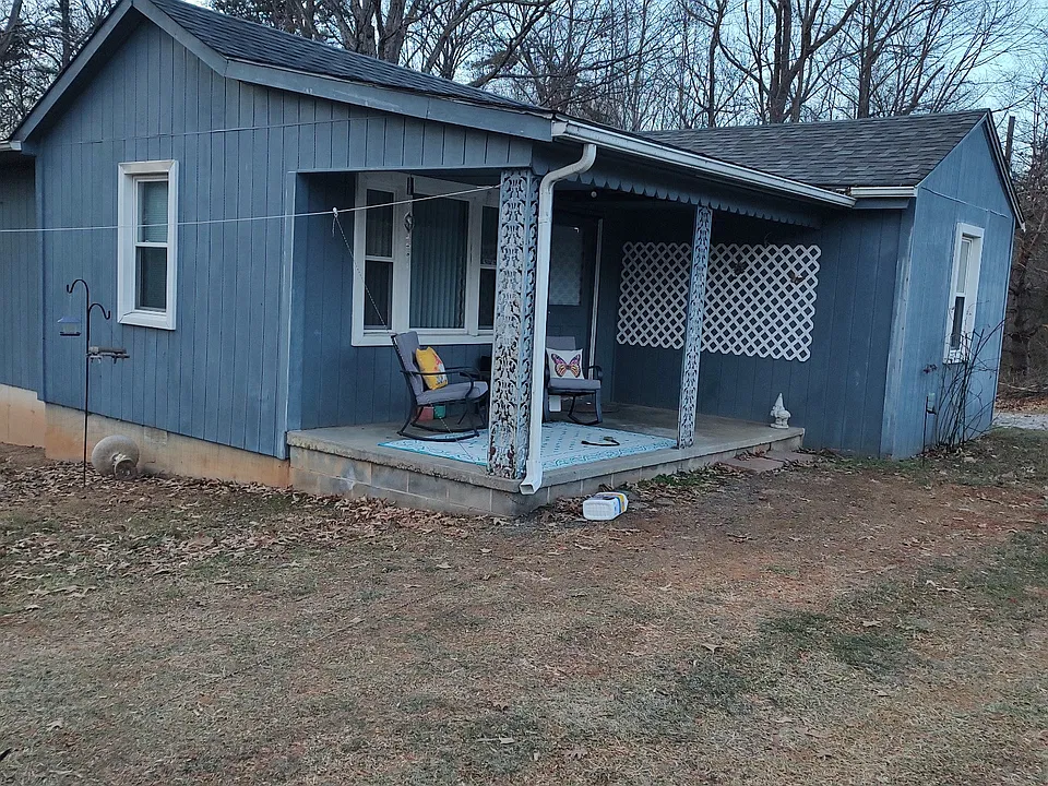 3145 Chestnut Hill Rd