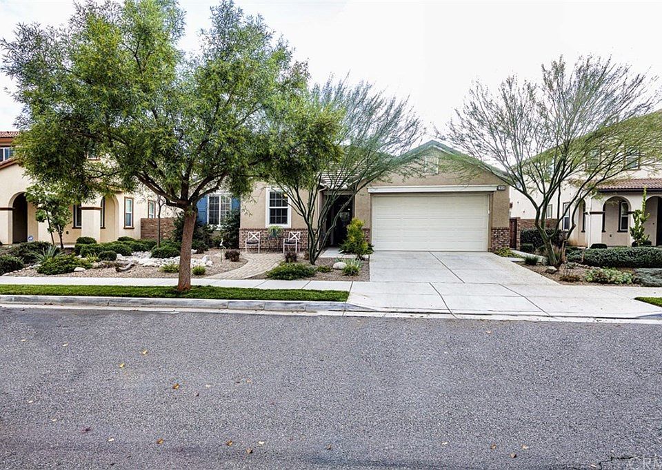 1st image of 29589 Longshore Dr