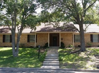 5730 Shadywood Dr, Waco, TX 76710