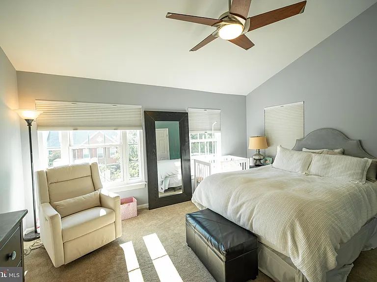 1639 Hunting Creek Dr #B — Photo 17