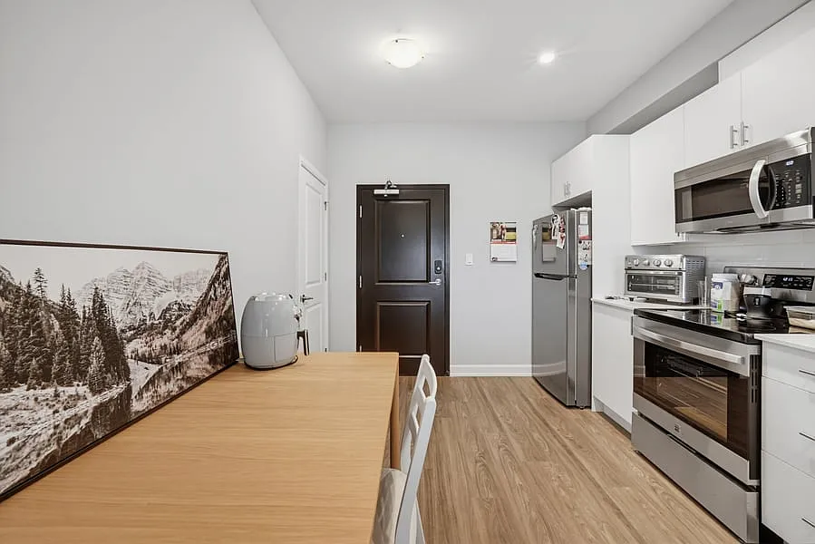 2380 Cleroux Cres Unit 306 — Photo 2