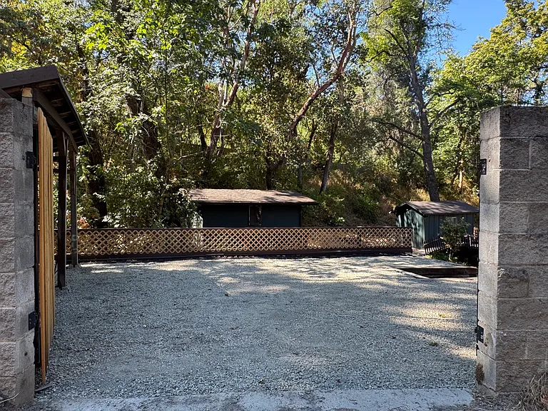 6694 Coleman Creek Rd #1 — Photo 32