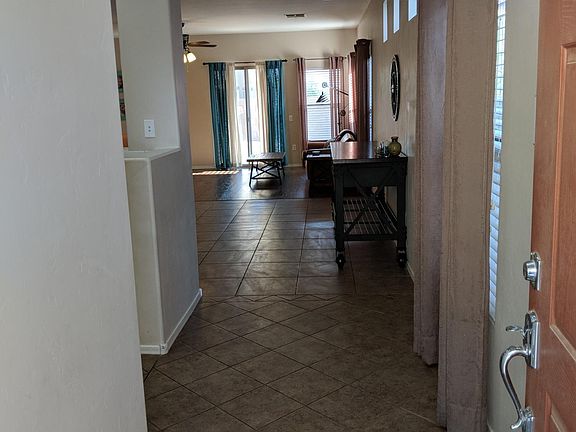 3rd image of 456 W Calle Sombra Linda