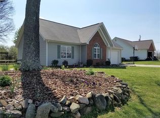 104 Silver Glen Ln, Indian Trail, NC 28079