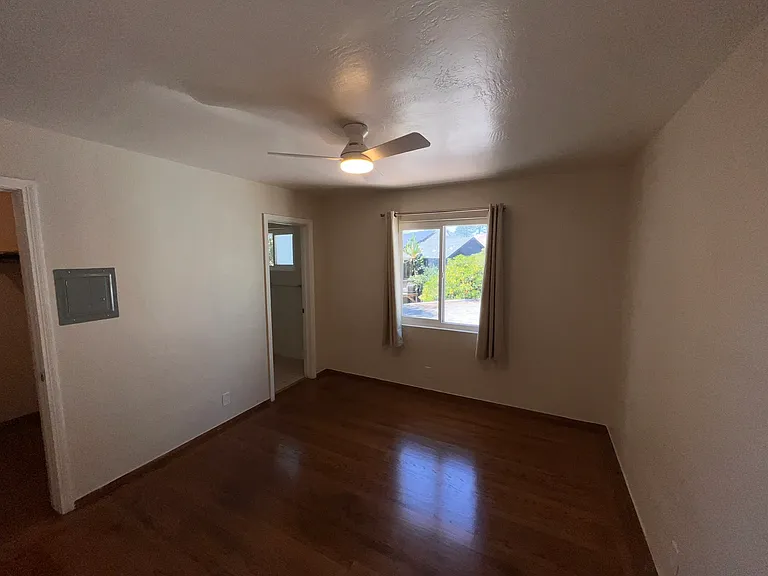 4151 Emerald St #7 — Photo 4