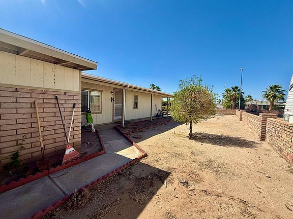 3rd image of 11447 E 35th Pl