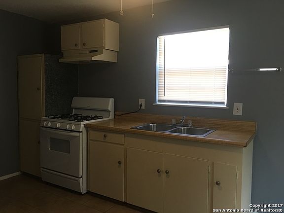 4th image of 2108 McKinley Ave