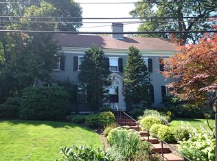 25 Chestnut Hill Rd, Newton, MA 02467