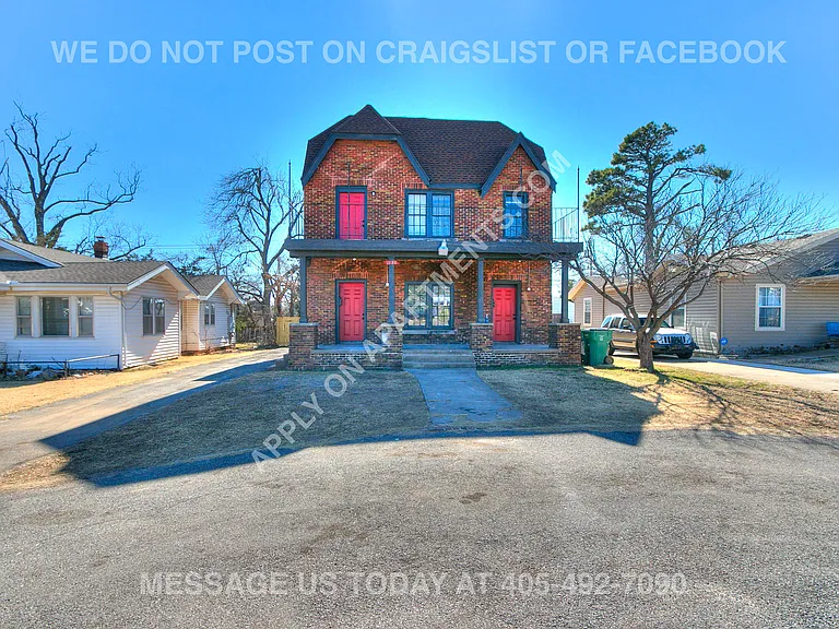 1130 NW 39th St #1130.5 — Photo 1