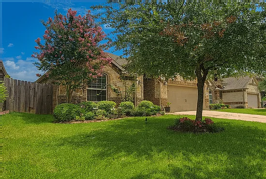 21399 Hunter Hart Dr — Photo 16