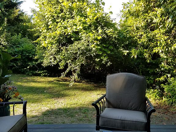 4th image of 2908 NE 178th St