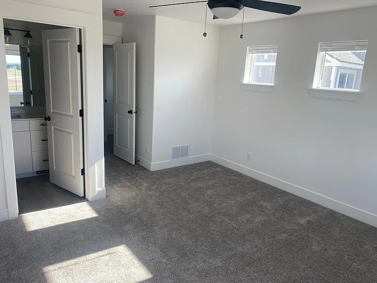 1104 E Jaylee Dr #1 — Photo 10