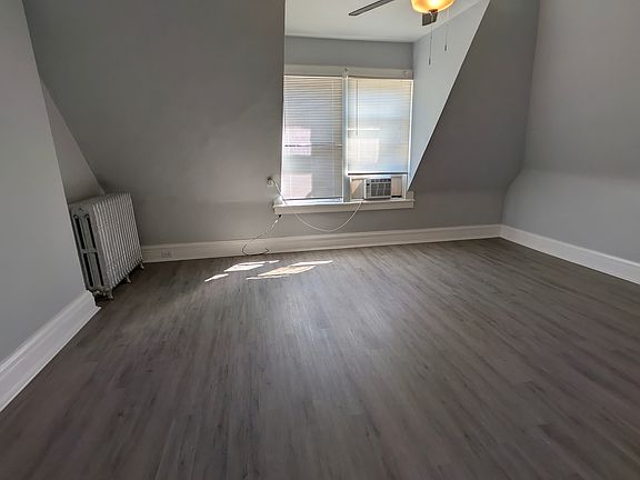 2nd image of 2227 Kemper Ln APT 6
