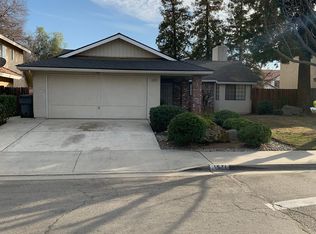 1571 E Pryor Dr, Fresno, CA 93720